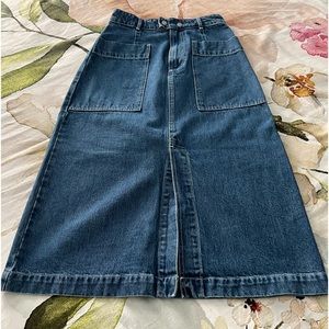 Brand new Gap denim pencil skirt